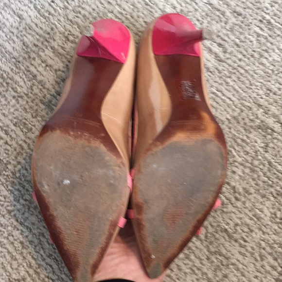 Enzo Angiolini Pointy Toe Pumps - Picture 6 of 7